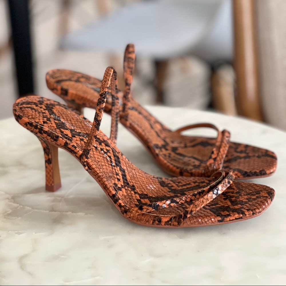 Zara strappy sandal size 7